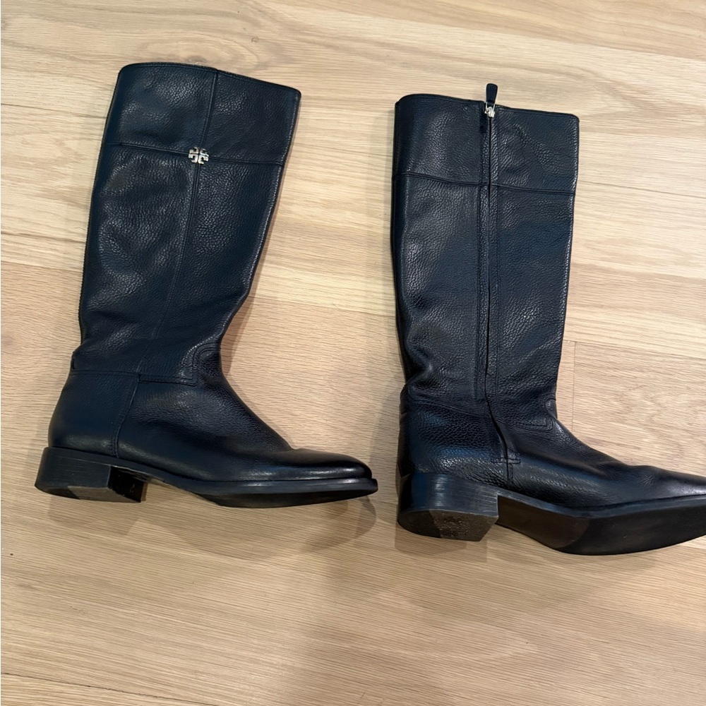 Tory Burch size 9 riding boots